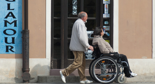 ¿Quién tiene derecho a una pensión de invalidez?