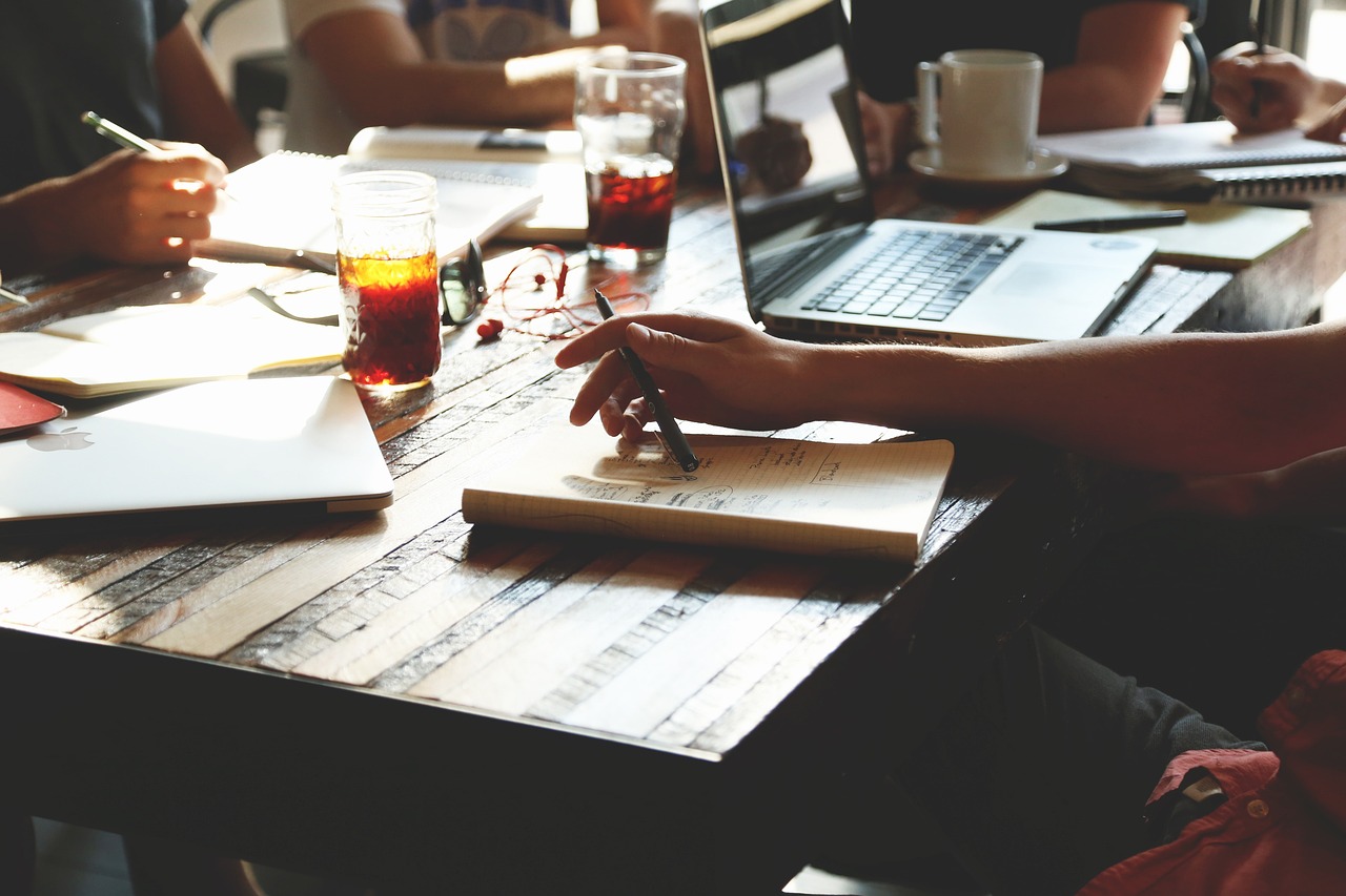 ¿Qué es un aviso de una empresa? ¿Qué es un aviso de una empresa?
