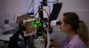 ¿Cuánto gana un optometrista al mes?